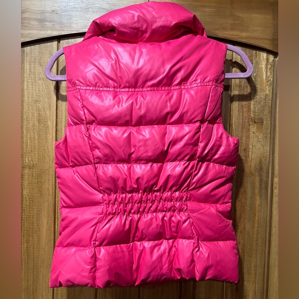 Abercrombie & Fitch Bright Pink Puffer Vest - Picture 3 of 5